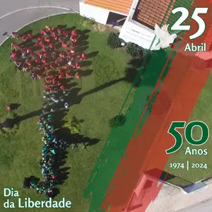 Imagem das comemorações dos cinquenta anos do 25 de abril, por parte da Cercipeniche